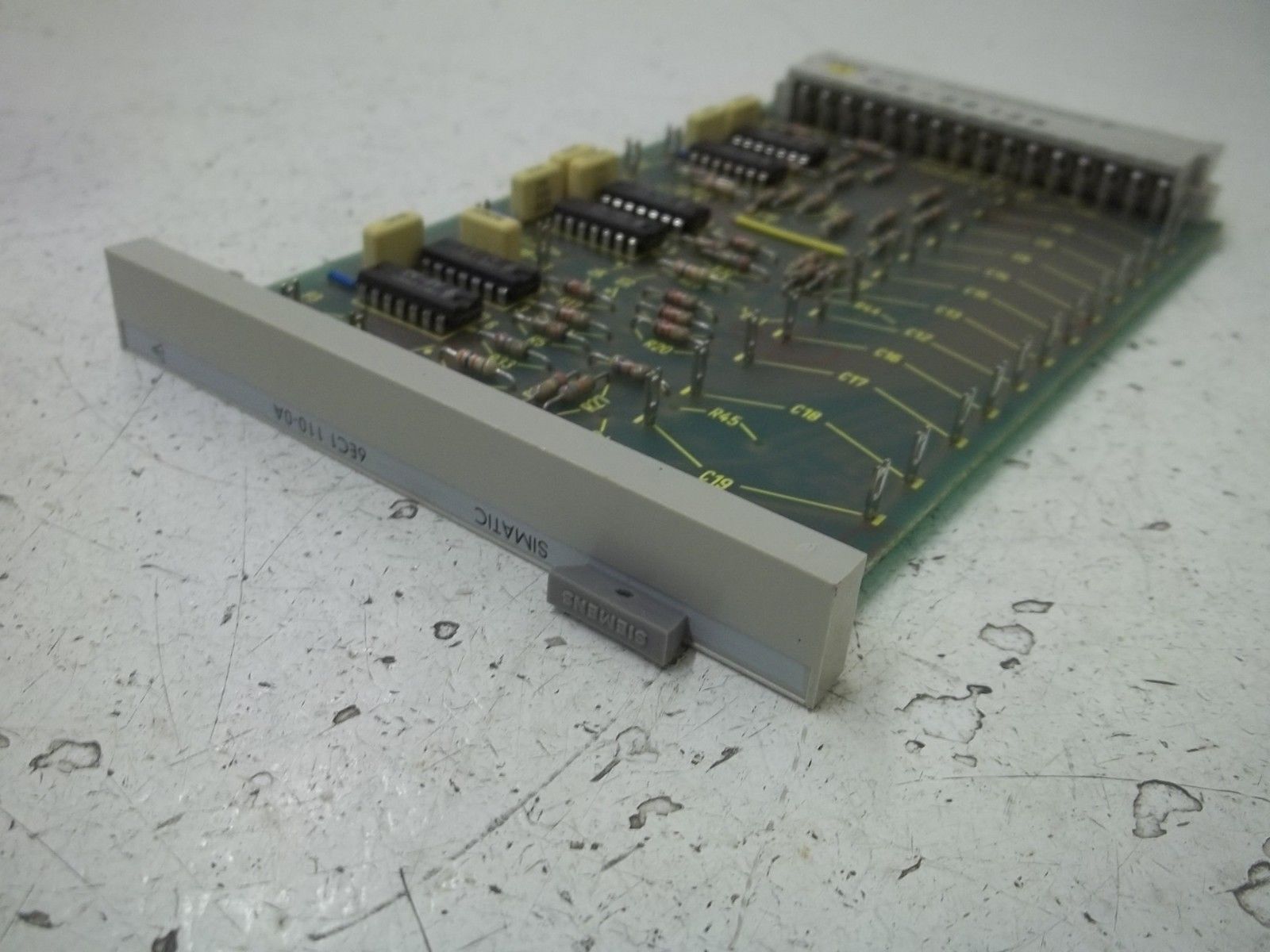 SIEMENS 6EC1 110-0A OUTPUT BOARD UNMP