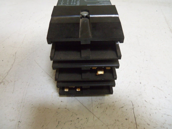 SQUARE D FH26015BC CIRCUIT BREAKER UNMP