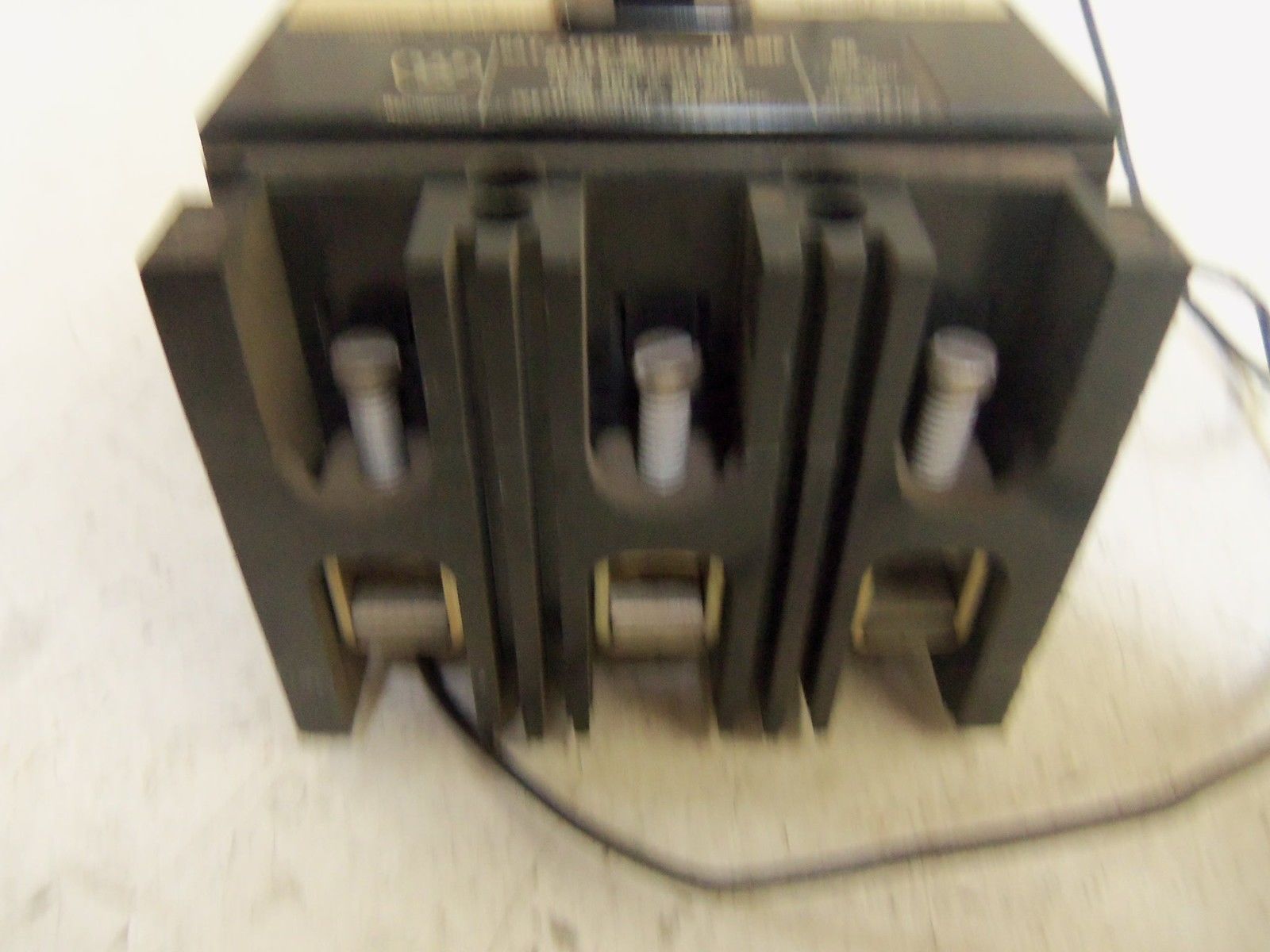 WESTINGHOUSE FB3070 CIRCUIT BREAKER UNMP