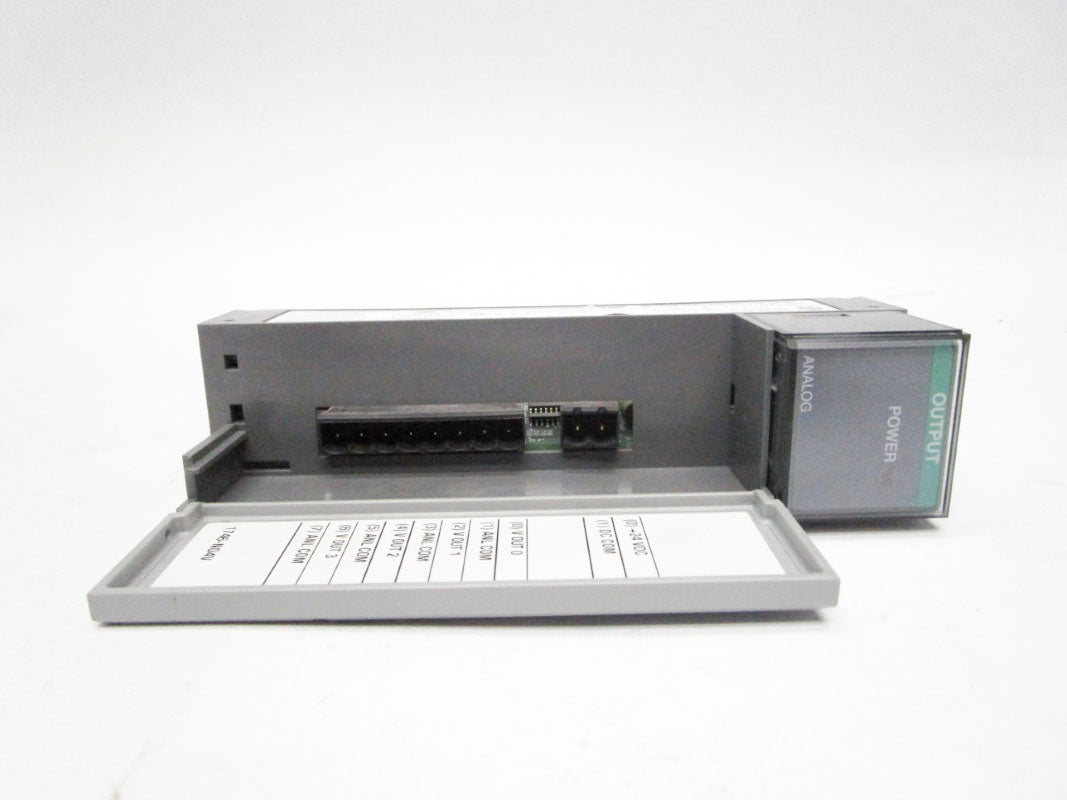 ALLEN BRADLEY 1746-NO4V SER. A 24VDC (NO TERMINAL) NSMP