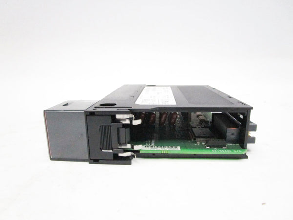 ALLEN BRADLEY 1756-IA16 SER. A F/W 2.5 120VAC (NO DOOR) NSMP