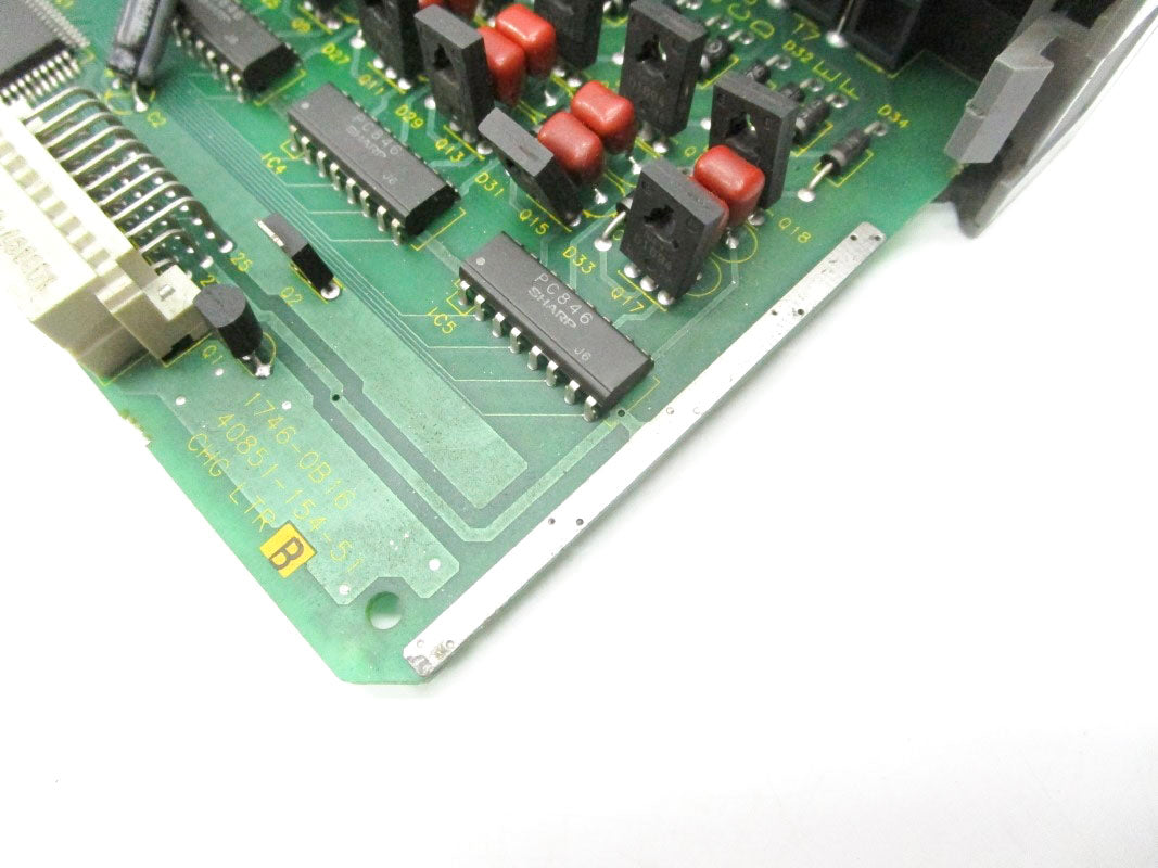 ALLEN BRADLEY 1746-OB16 SER. D 10-50VDC 0.5-0.25A UNMP