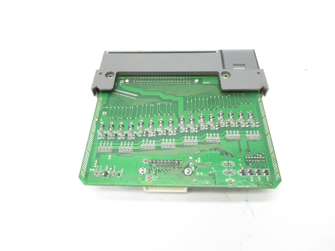 ALLEN BRADLEY 1746-OV32 SER. D 5-50VDC 0.25A UNMP