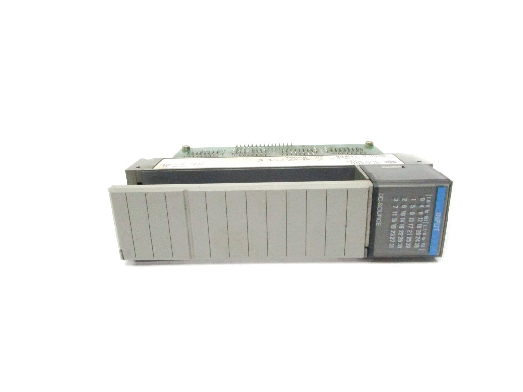 ALLEN BRADLEY 1746-IV32 SER. C 15-26.4VDC UNMP
