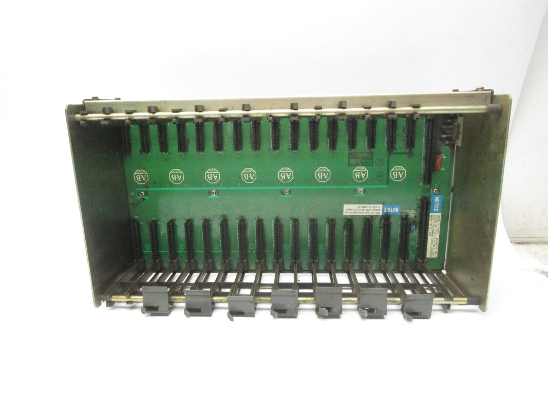 ALLEN BRADLEY 1771-A4B 5.25VDC 24A UNMP