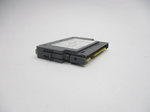 ALLEN BRADLEY 1734-OB8E SER. C F/W 3.022 24VDC 1A NSNP