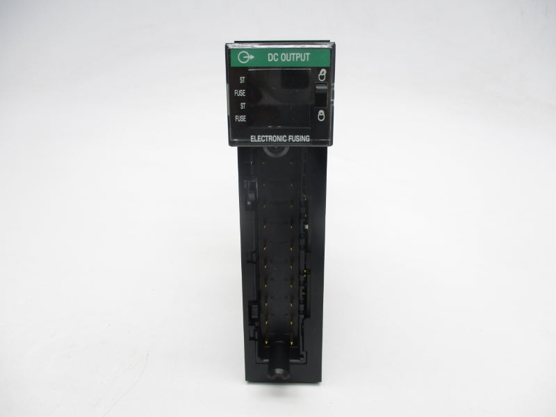 ALLEN BRADLEY 1756-OB16E SER. A F/W 2.4 10-31.2VDC NSNP