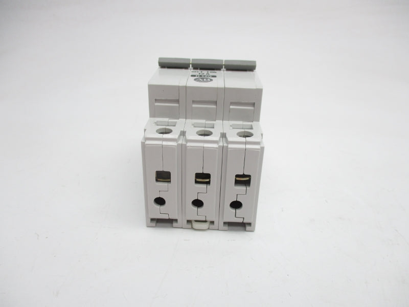 ALLEN BRADLEY 1492-CB3H120 SER. B 480VAC 12A NSMP