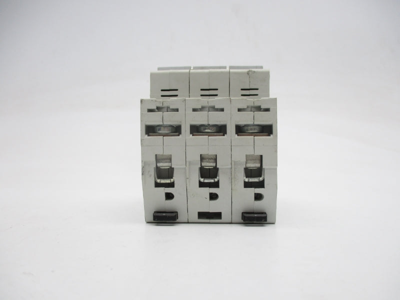 ALLEN BRADLEY 1492-SP3D300 SER. C 415VAC 30A UNMP