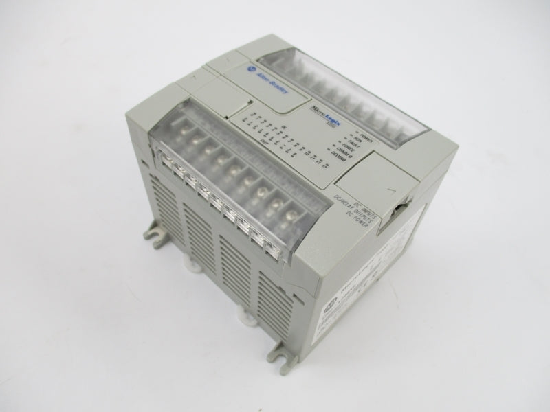 ALLEN BRADLEY 1762-L24BXB SER. C 24VDC 1.5A F/W 8 NSMP