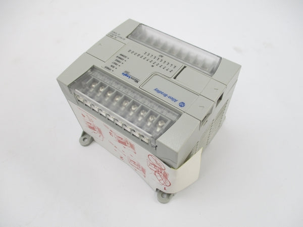 ALLEN BRADLEY 1762-L24BXB SER. C 24VDC 1.5A F/W 8 NSMP