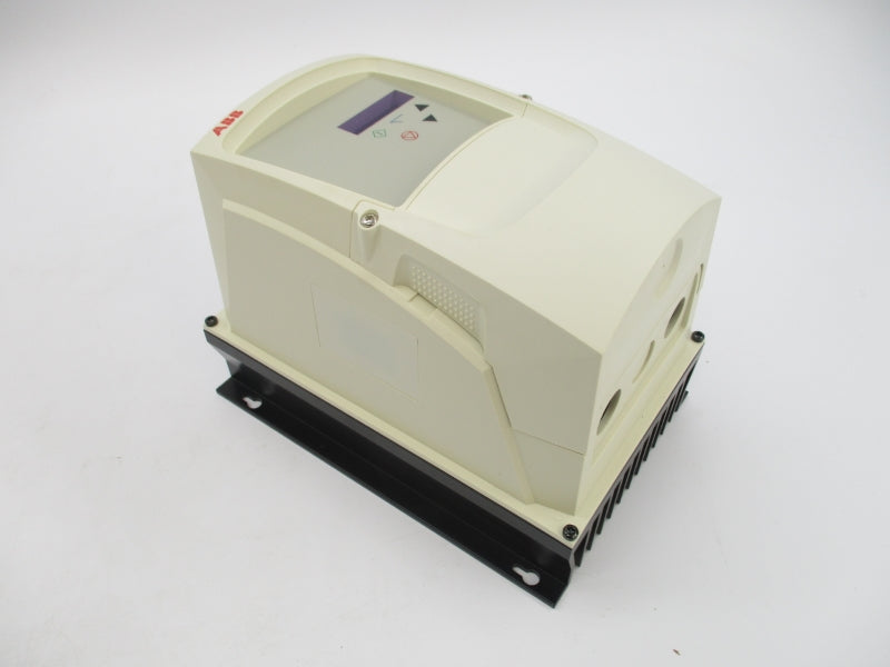 ABB ACS250-03U-02A2-4+B063 500V 2.9A NSMP