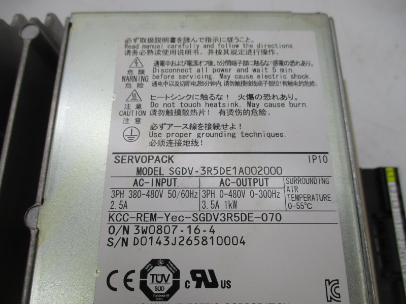 YASKAWA SGDV-3R5DE1A002000 SGDV-OCA01A 380-480V 2.5A 0-55'C UNMP