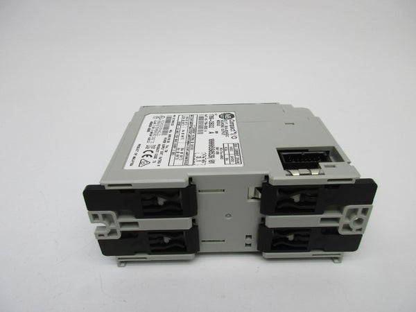 ALLEN BRADLEY 1769-OB32 SER. A F/W 3.1 20.4-26.4VDC NSNP
