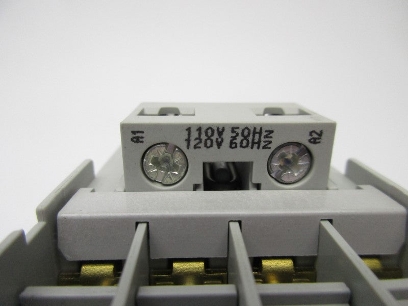 ALLEN BRADLEY 100-C09D400 SER. A 110/120V (BR/WH) NSMP