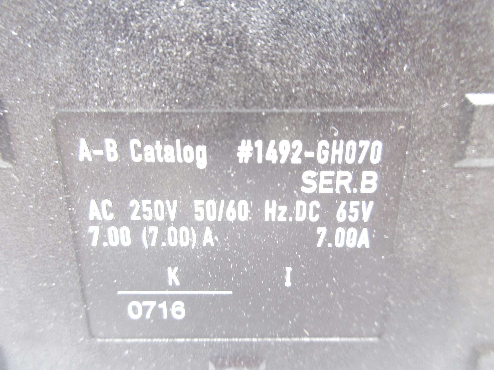 ALLEN BRADLEY 1492-GH070 SER. B 250VAC 7A NSNP