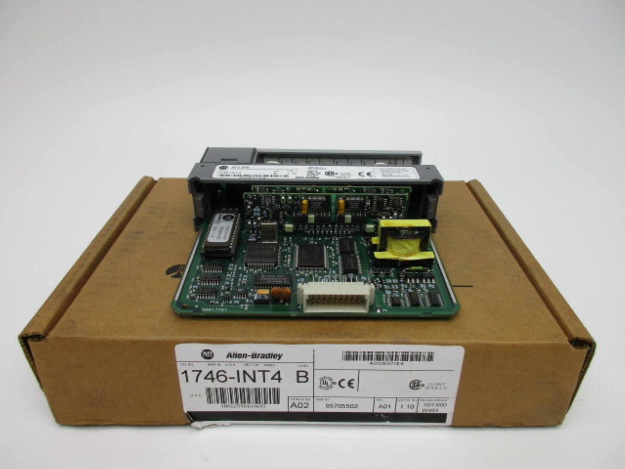 ALLEN BRADLEY 1746-INT4 SER. B F/W 1.10 NSMP