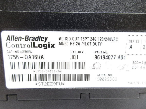 ALLEN BRADLEY 1756-OW16I SER. A F/W 2.1 24VDC NSNP