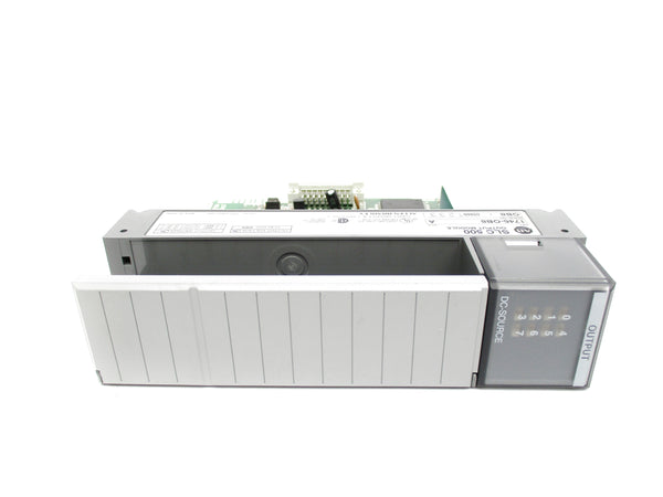 ALLEN BRADLEY 1746-OB8 SER. A 10-50VDC (WH) NSMP