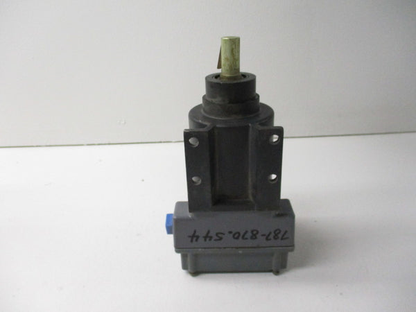 HUBBELL 2220-111CC4  UNMP