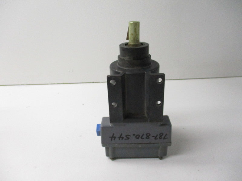 HUBBELL 2220-111CC4  UNMP