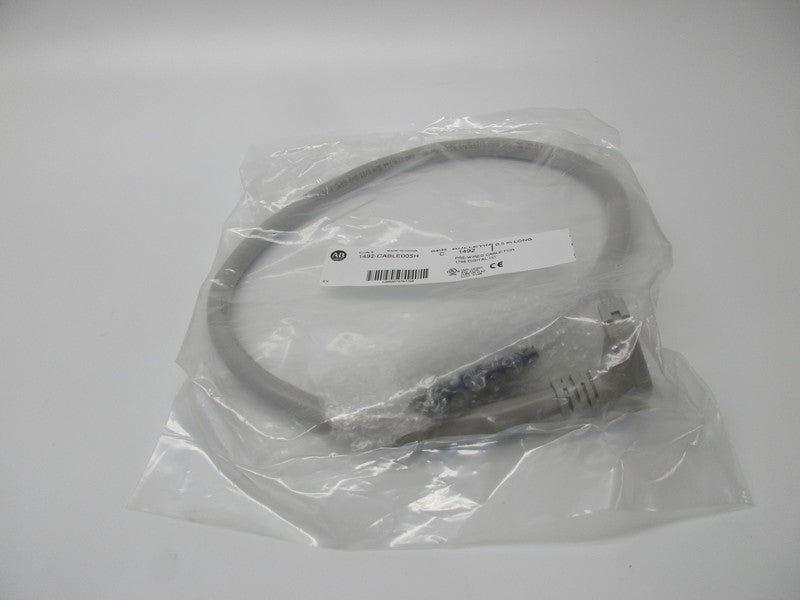 ALLEN BRADLEY 1492-CABLE005H SER. C NSMP