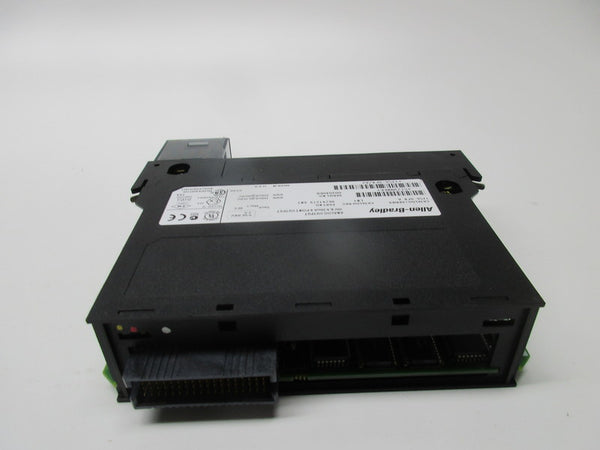 ALLEN BRADLEY 1756-OF8 SER. A F/W 1.5 24VDC NSNP