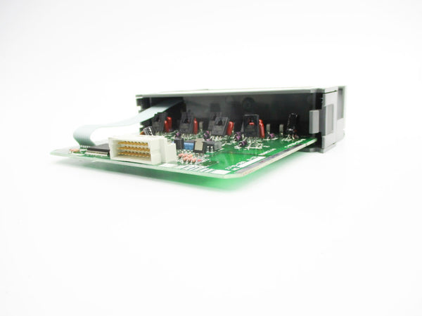 ALLEN BRADLEY 1746-OB8 SER. A 10-50VDC 1.0A NSNP