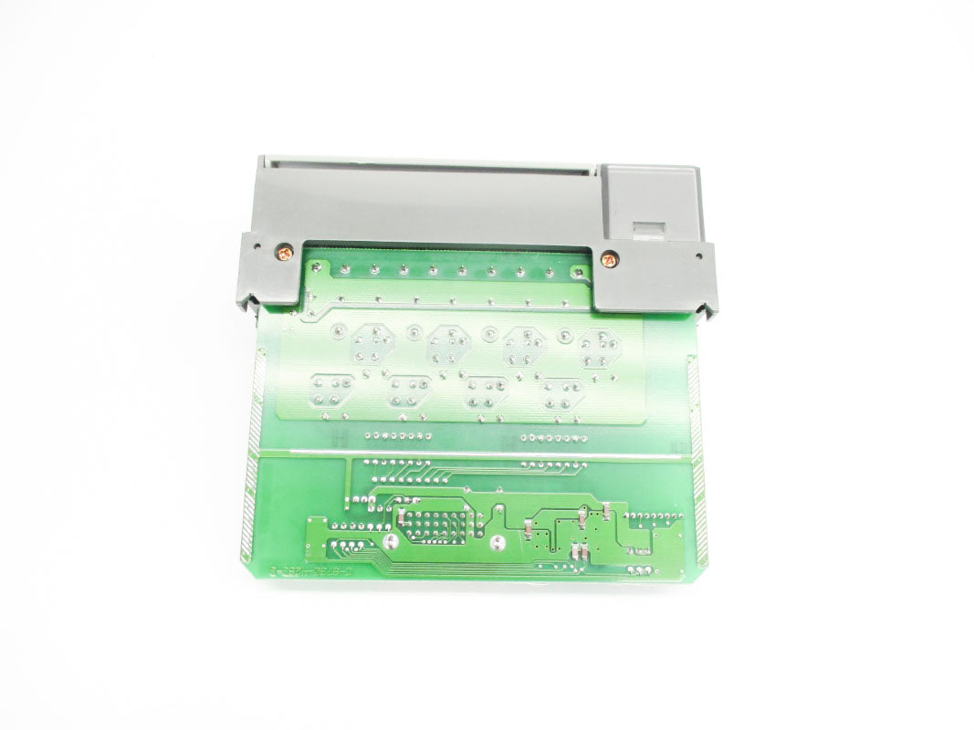 ALLEN BRADLEY 1746-OB8 SER. A 10-50VDC 1.0A NSNP