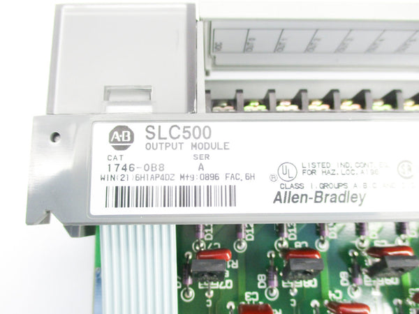 ALLEN BRADLEY 1746-OB8 SER. A 10-50VDC 1.0A NSNP