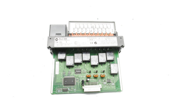 ALLEN BRADLEY 1746-OX8 SER. A 5-250VAC UNMP