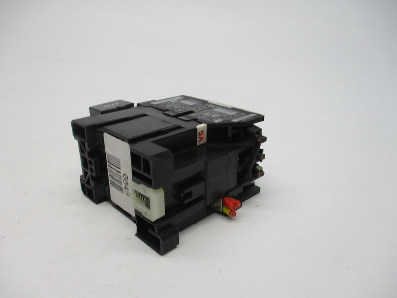 ALLEN BRADLEY 100-A09ND3 SER. B 220/230V UNMP