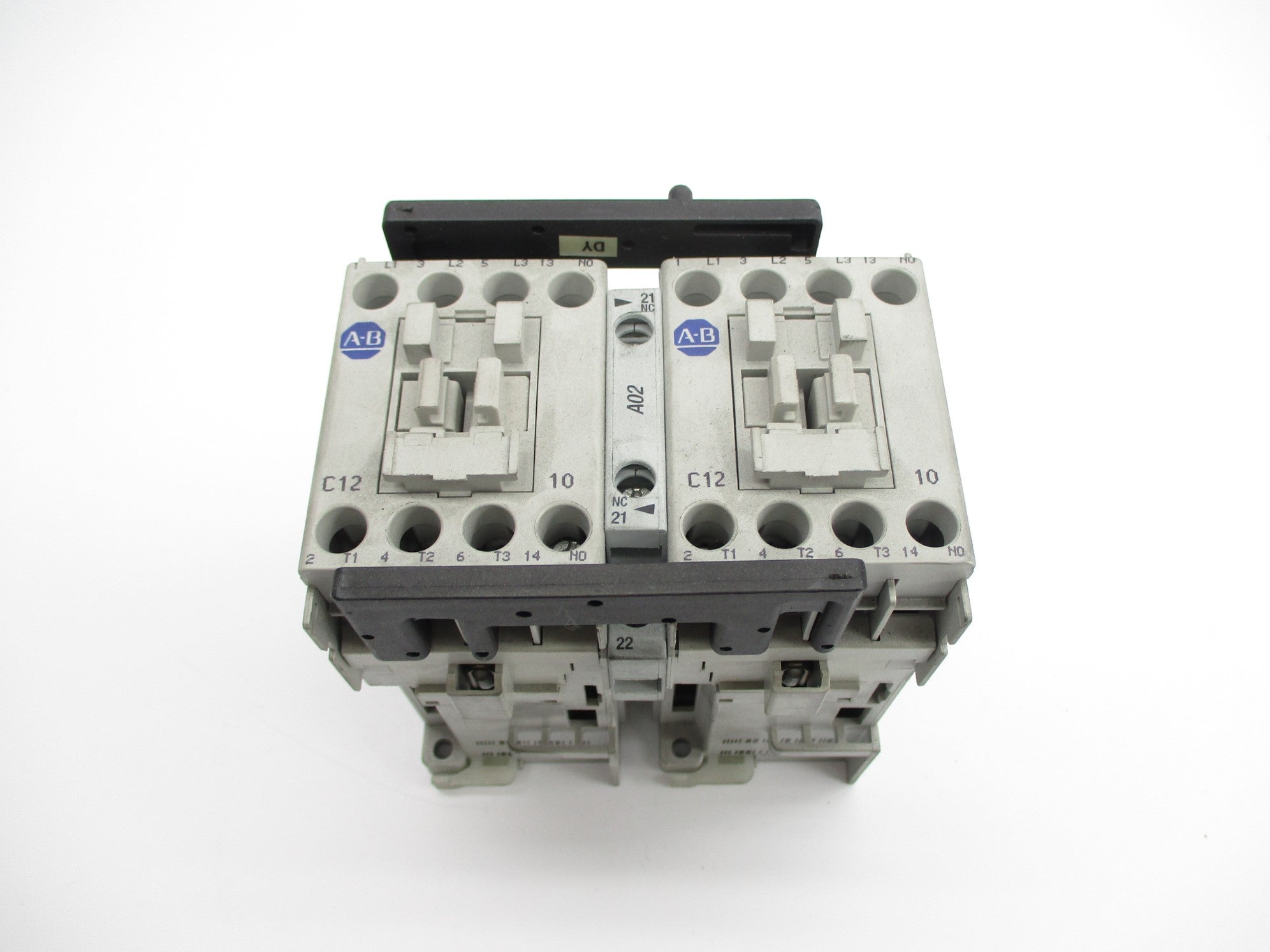 ALLEN BRADLEY 104-C12ZJ22 SER. B 24VDC UNMP