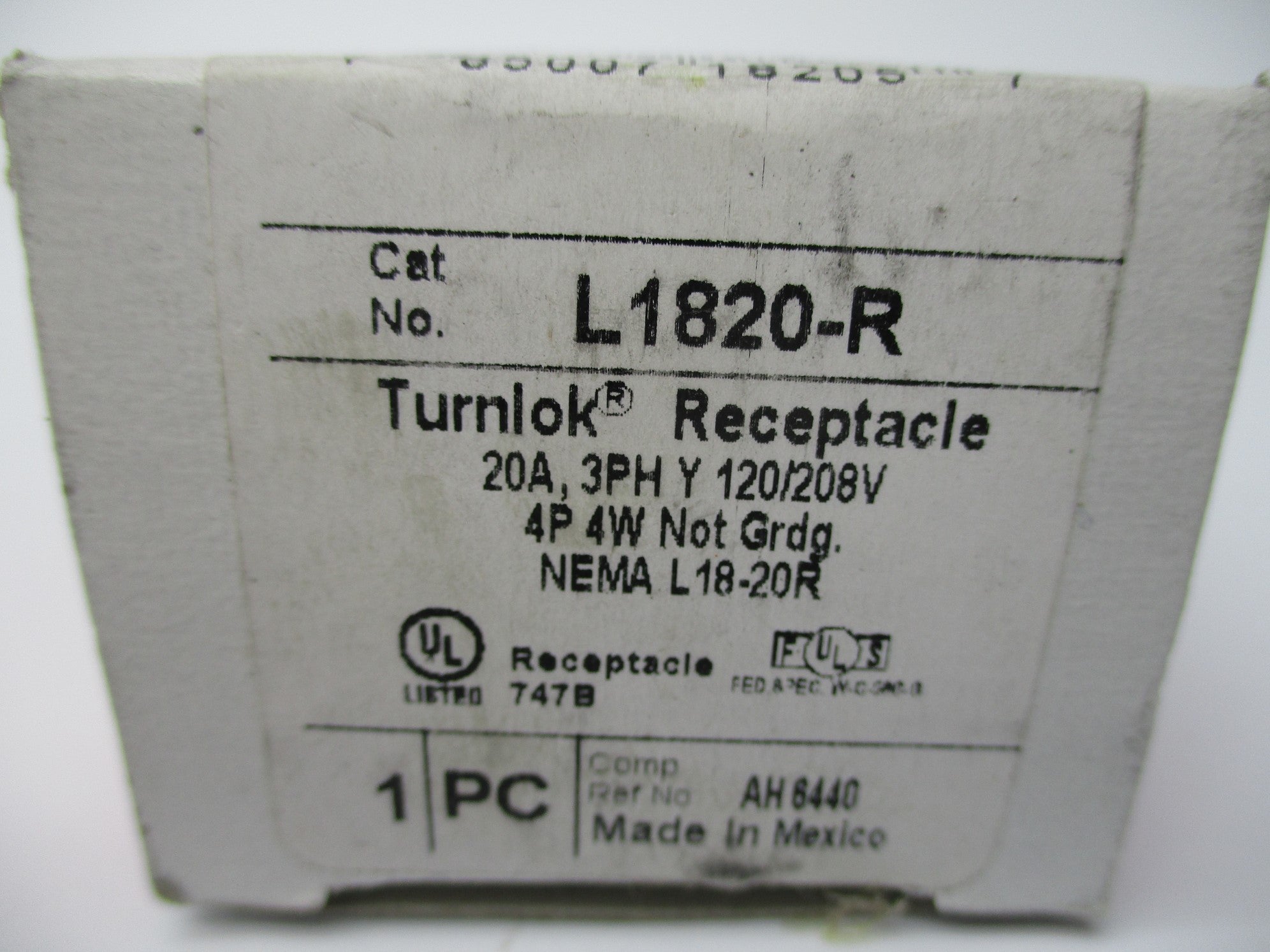 PASS&SEYMOUR LEGRAND L1820-R 120/208V 20A NSMP