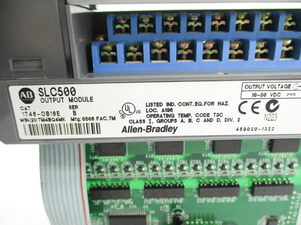 ALLEN BRADLEY 1746-OB16E SER. B 10-30VDC 8.0A NSNP