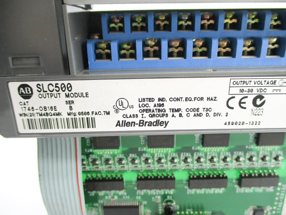 ALLEN BRADLEY 1746-OB16E SER. B 10-30VDC 8.0A NSNP