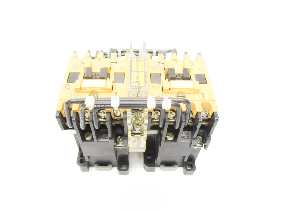 ALLEN BRADLEY 104-A09NJ3 SER. A 24V UNMP