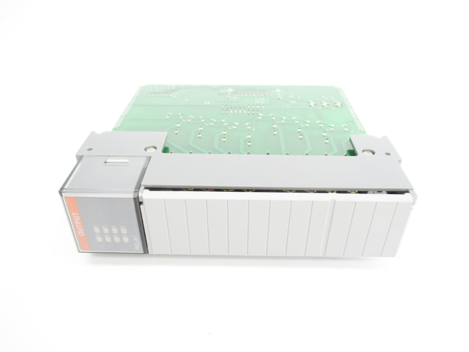 ALLEN BRADLEY 1746-OW8 SER. A 10-250VAC NSNP