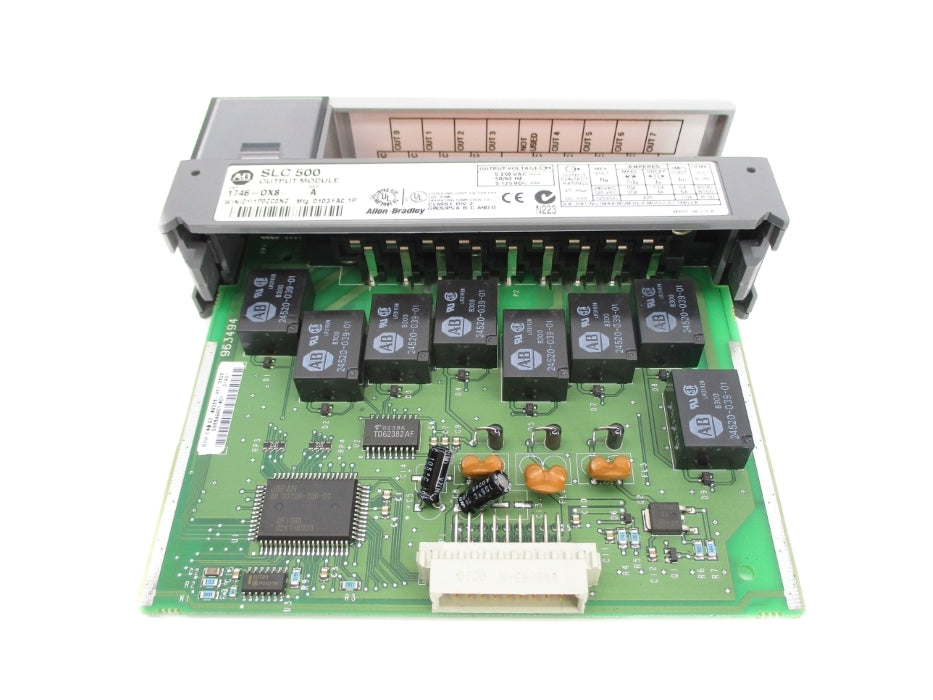 ALLEN BRADLEY 1746-OX8 SER. A 5-250VAC NSNP
