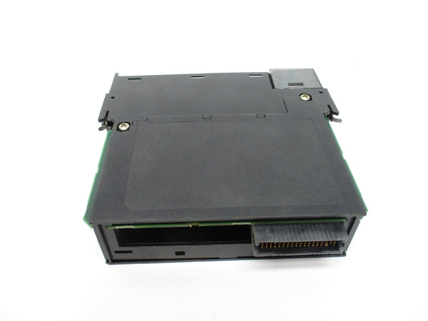 ALLEN BRADLEY 1756-M08SE SER. B 24VDC F/W 13.7 (NO DOOR/TERMINAL) NSNP