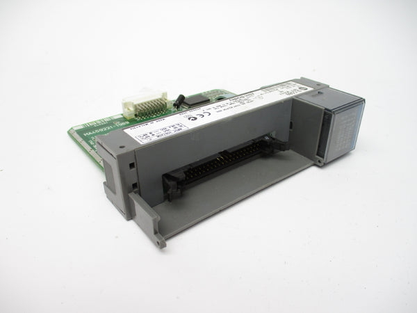 ALLEN BRADLEY 1746-IB32 SER. D 15-30VDC (NO DOOR/TERMINAL) NSNP
