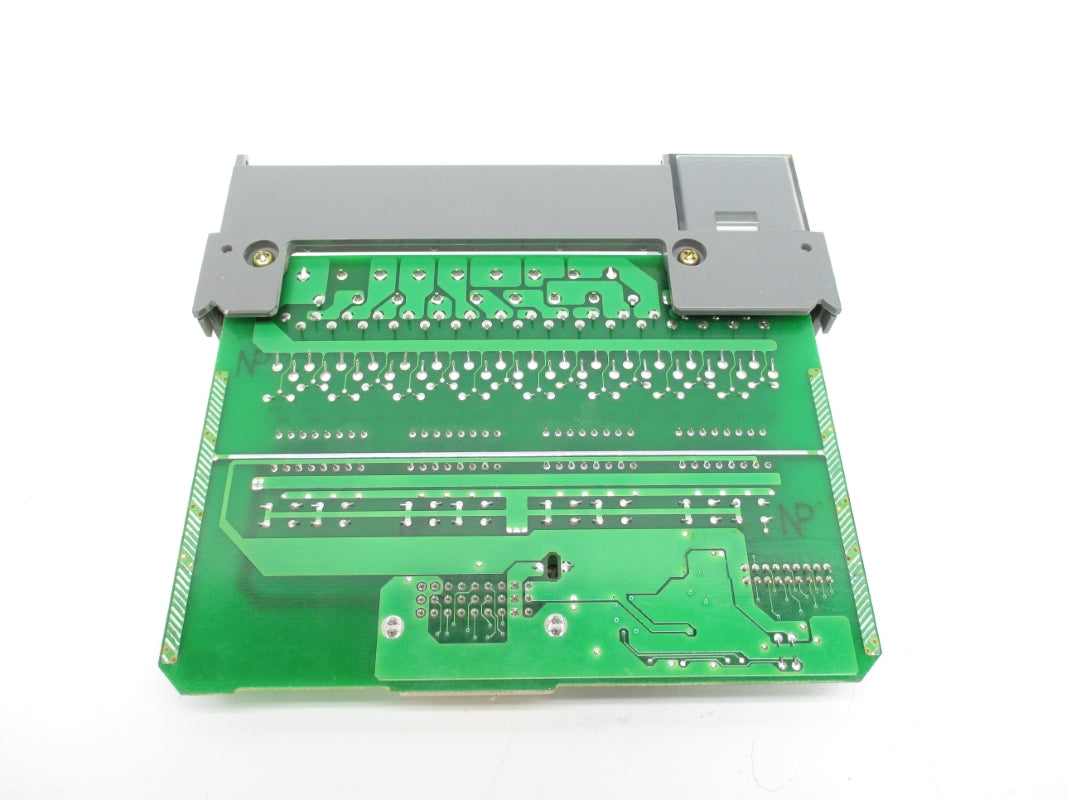 ALLEN BRADLEY 1746-IB16 SER. C 10-30VDC (NO DOOR/TERMINAL) NSNP