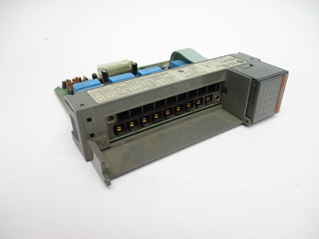 ALLEN BRADLEY 1746-OW16 SER. B 10-250VAC (NO DOOR/TERMINAL) NSNP