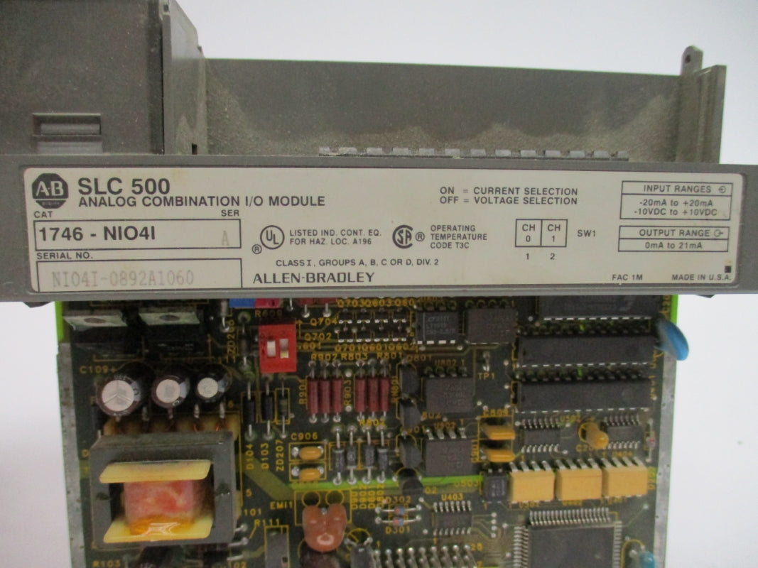 ALLEN BRADLEY 1746-NIO4I SER. A 10VDC (NO DOOR/TERMINAL) NSNP