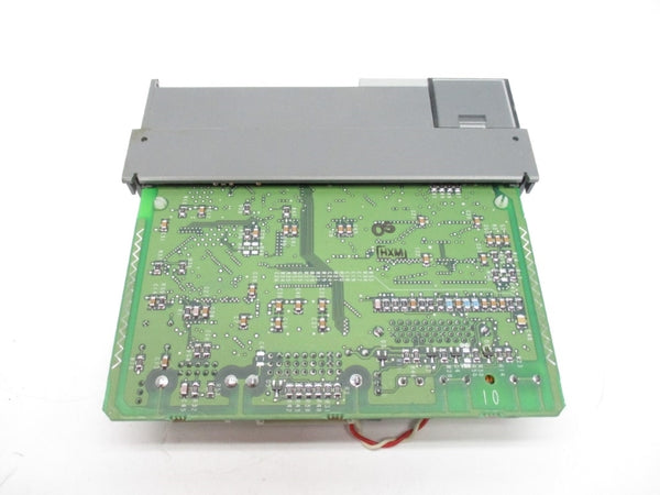 ALLEN BRADLEY 1747-L532 SER. E F/W 10 24VDC (NO DOOR/KEY) UNMP