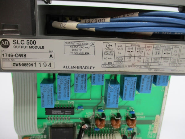 ALLEN BRADLEY 1746-OW8 SER. A 10-250VAC 15A NUPI