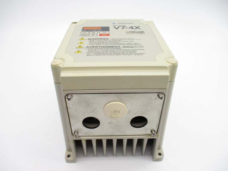 YASKAWA CIMR-V7CU20P7 20P74 230V 5.0A UNMP