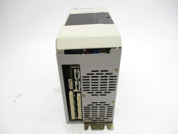 ALLEN BRADLEY 1394-SJT10-C-RL SER. B F/W V3.8A 380/460VAC 15A UNMP