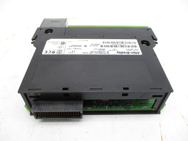 ALLEN BRADLEY 1756-OB16E SER. A F/W 2.4 24VDC (NO COVER) UNMP