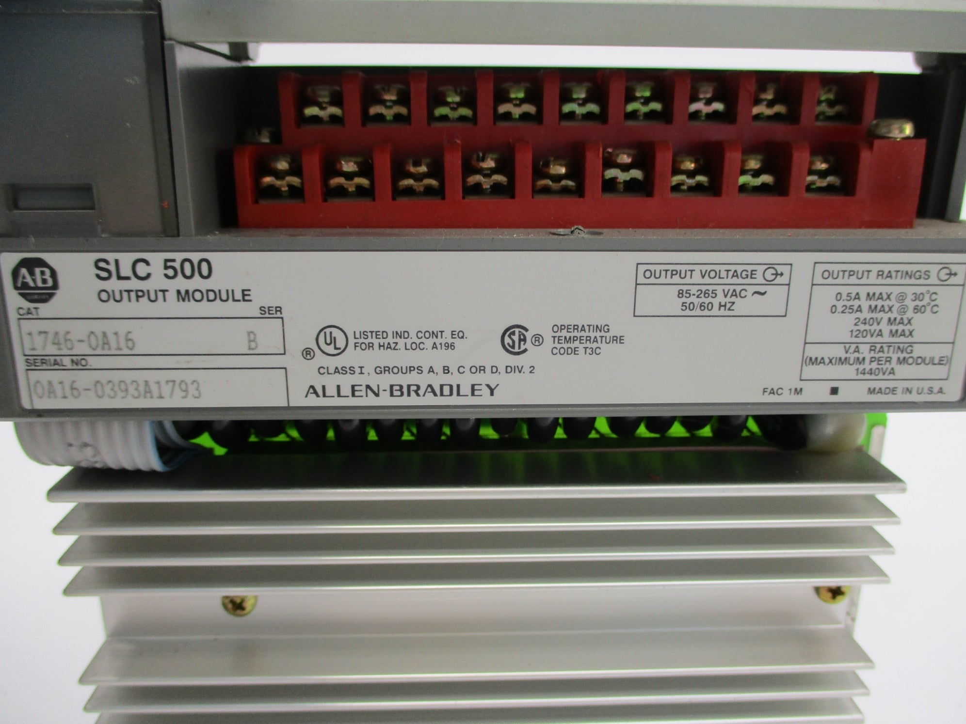 ALLEN BRADLEY 1746-OA16 SER. B NSNP